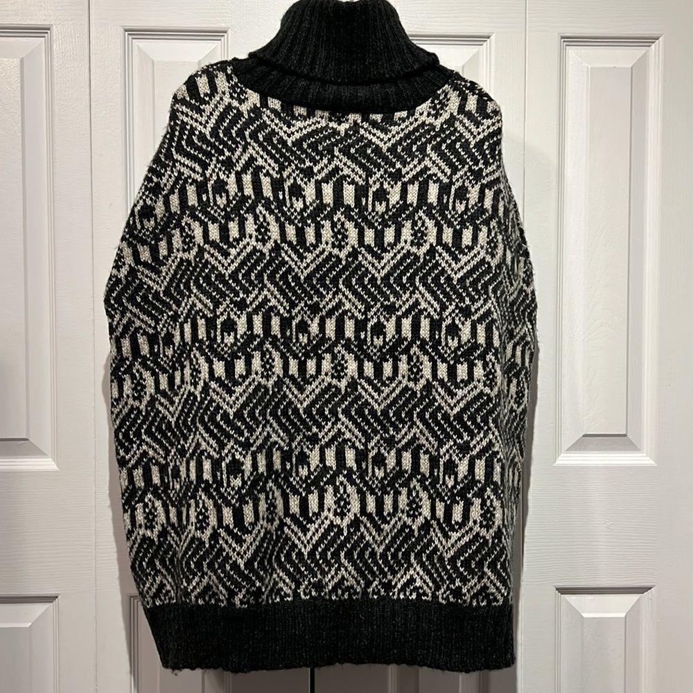Steve Madden Turtleneck Pullover Black/Grey Sweater Vest O/S‎ - Picture 8 of 12